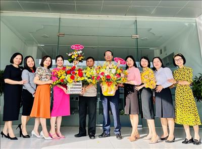 Nữ CBCNV Thủy điện An Khê – Ka Nak vui tươi mừng ngày Quốc tế Phụ nữ 8/3