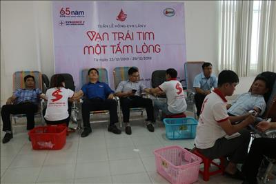 Thủy điện An Khê – Ka Nak: Sôi nổi Tuần lễ hồng “Vạn trái tim - Một tấm lòng” (23/12/2019-29/12/2019)