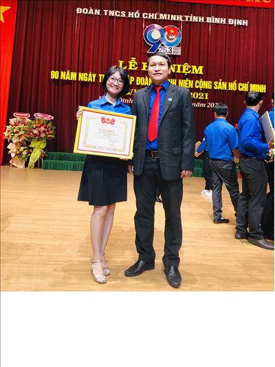 Đoàn viên thanh niên Công ty Thủy điện An Khê – Ka Nak đạt giải Nhất toàn tỉnh Bình Định cuộc thi “Tìm hiểu truyền thống vẻ vang của Đoàn TNCS Hồ Chí Minh và phong trào thanh niên tỉnh Bình Định giai đoạn 1930 - 2015” 